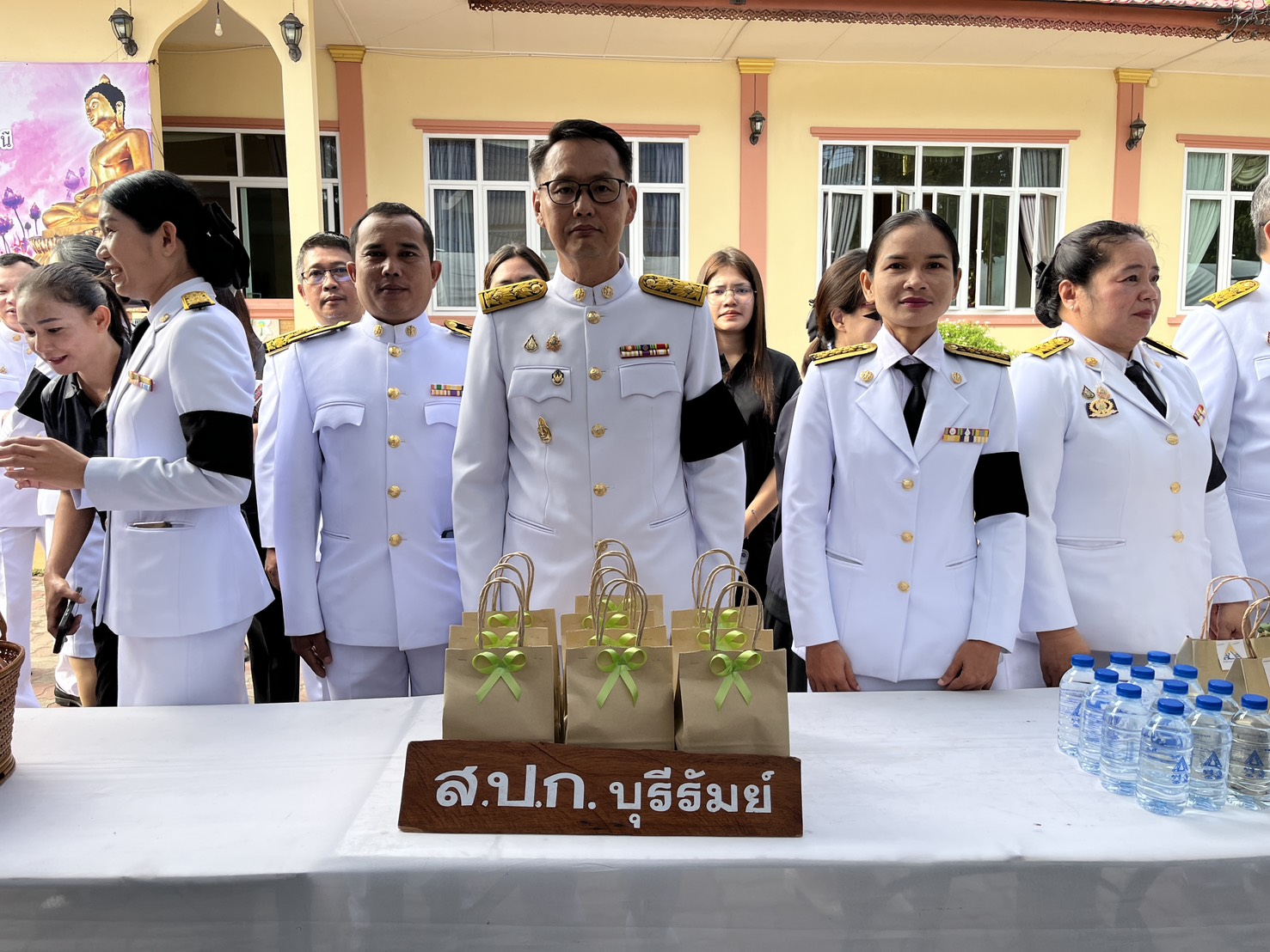 title - วันที่ 25 มิถุนายน 2569 นายประเสริฐ กาญจนเกียรติกุล ปฏิรูปที่ดินจังหวัดบุรีรัมย์ พร้อมด้วยข้าราชการ และเจ้าหน้าที่ ส.ป.ก.บุรีรัมย์ ร่วมพิธีบำเพ็ญกุศลในวาระครบ 15 วัน (ปัณรสมวาร) แห่งการสิ้นพระชนม์ สมเด็จพระเจ้าลูกเธอเจ้าฟ้าพัชรกิติยาภา นเรนทิราเทพยวดี กรมหลวงราชสาริณีสิริพัชร มหาวัชรราชธิดา